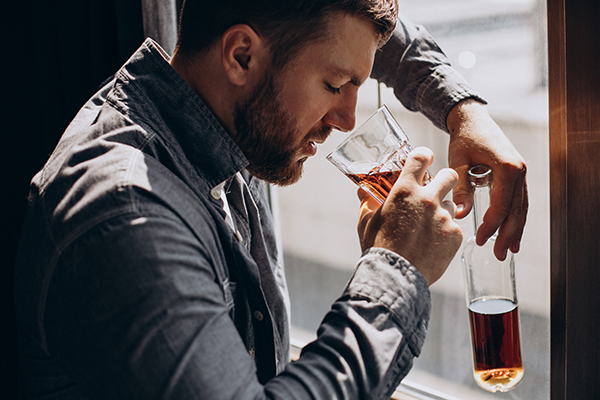 Lee más sobre el artículo Cómo saber si una persona tiene problemas con el alcohol